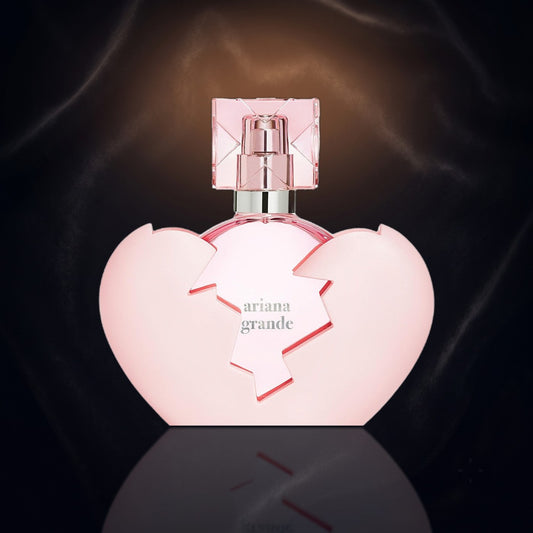 Thank U Next — Ariana Grande, frasco y caja (fondo oscuro)